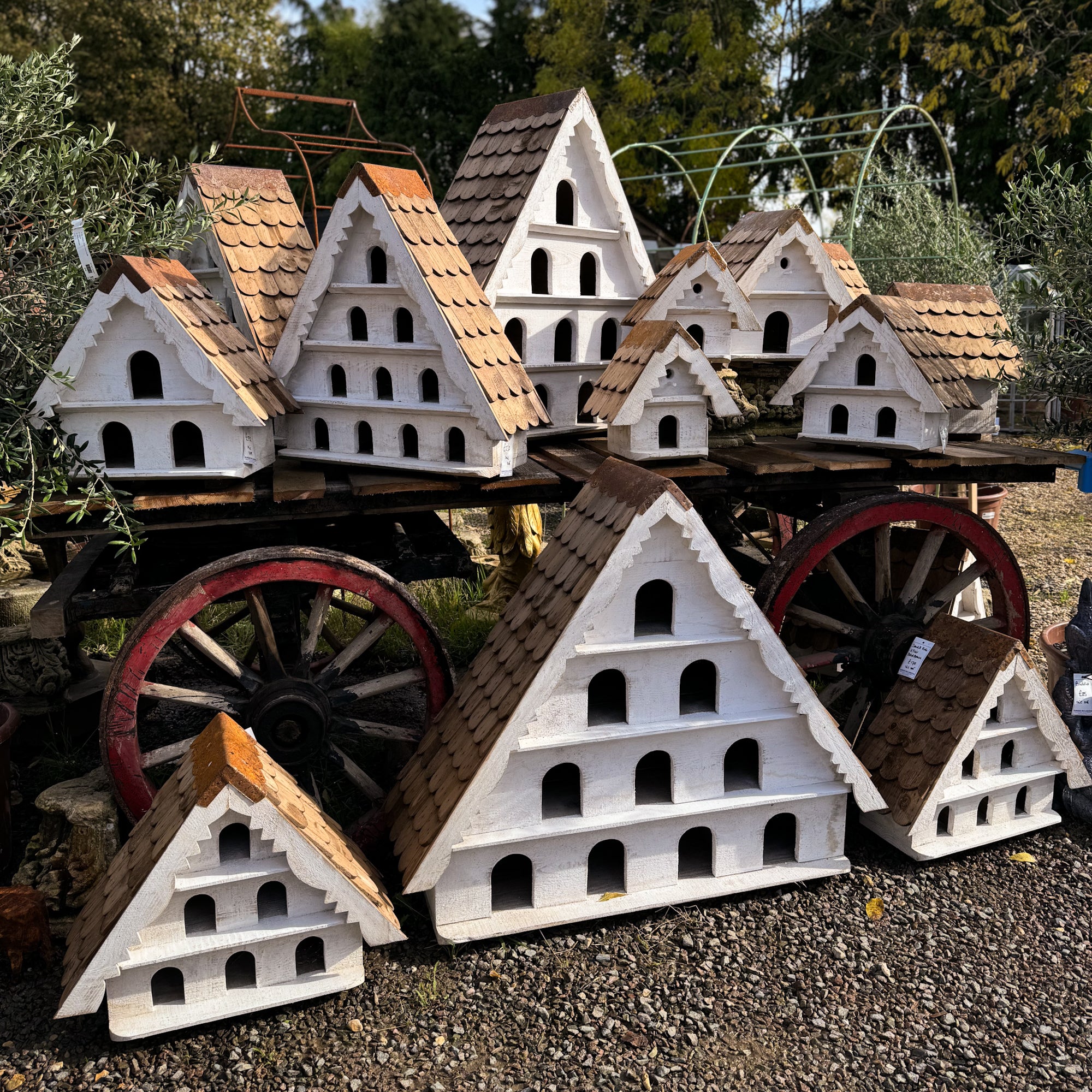 Birdhouse Benefits: How Birdhouses Help The Environment (English Edition) EBook : Barrett, Steve